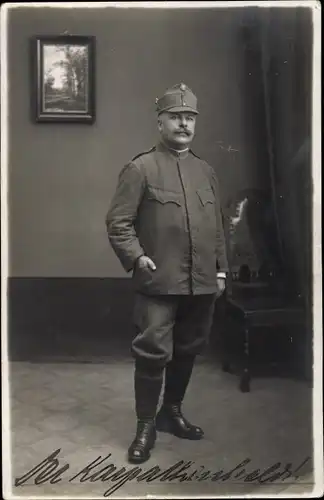 Foto Ak Porträt österreichischer Soldat, Hoch und Deutschmeisterregiment Nr. 4, XII Ersatz Kompagnie