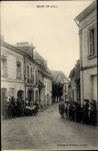 Ak Blou Maine-et-Loire, rue, groupe des riverains