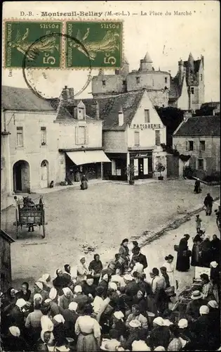 Ak Montreuil Bellay Maine et Loire, La Place du Marche