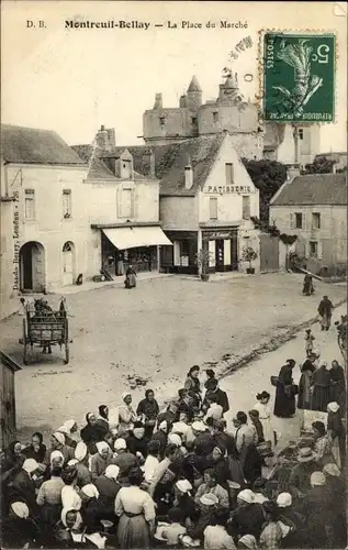 Ak Montreuil Bellay Maine et Loire, La Place du Marche