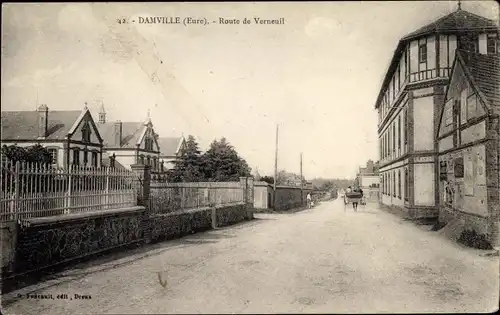 Ak Damville Eure, Route de Verneuil