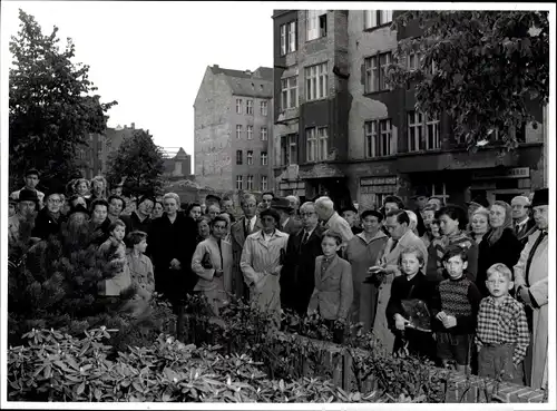 Foto Berlin Wilmersdorf, Bert Sass, Babelsberger Straße 49, Ruinen, Joseph Mansolle, Gedenkstätte