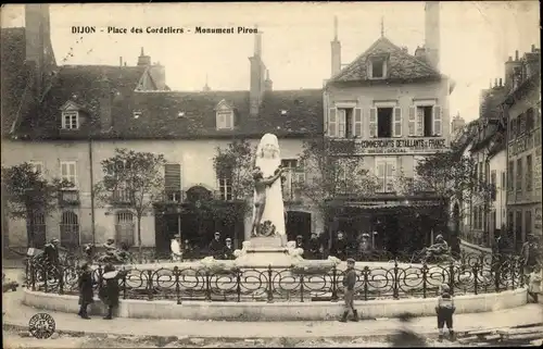 Ak Dijon Côte d'Or, Place des Cordelliers, Monument Piron