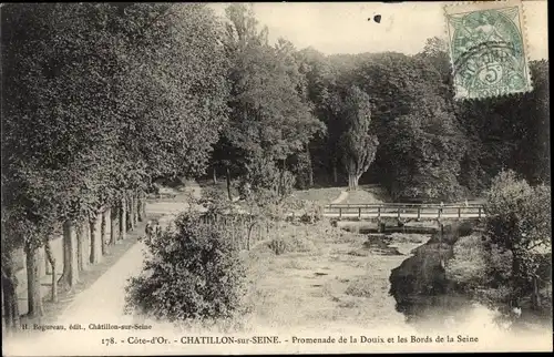 Ak Châtillon sur Seine Côte d’Or, Promenade de la Douix et les Bords de la Seine