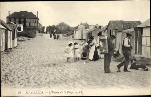 Ak Riva Bella Calvados, L'Entrée de la Plage