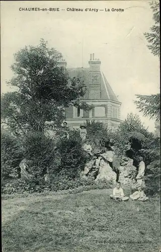 Ak Chaumes en Brie Seine et Marne, Château d'Arcy, La Grotte