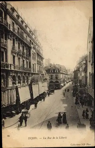 Ak Dijon Côte d'Or, La Rue de la Liberte