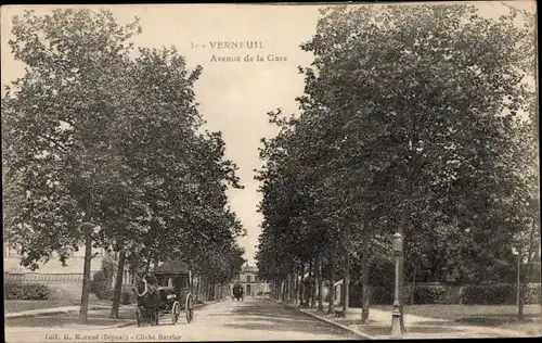 Ak Verneuil sur Avre Eure, Avenue de la Gare, Kutsche