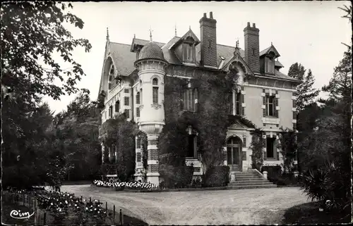 Ak Bracieux Loir et Cher, Chateau de Cobrieres