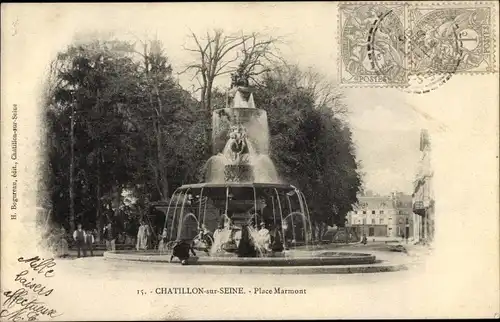 Ak Châtillon sur Seine Côte d’Or, Place Marmont