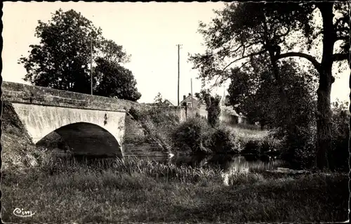 Ak Thouarcé Maine et Loire, Son vieux Pont