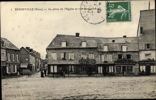 Ak Beuzeville Eure, La Place de l'Église et Rue Bertinièré