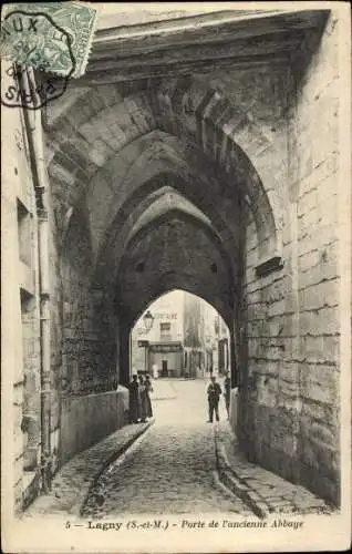 Ak Lagny Seine et Marne, Porte de l'ancienne Abbaye