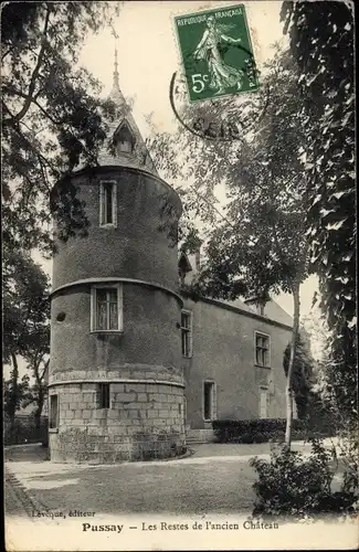Ak Pussay Essonne, Les Restes de l'ancien Château