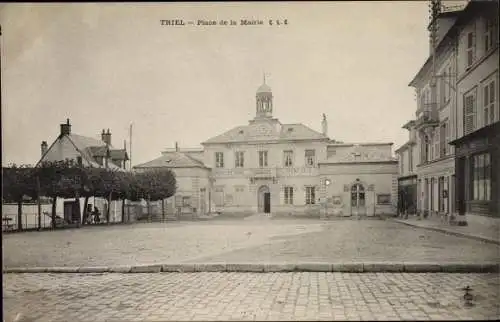 Ak Triel Yvelines, Place de la Mairie