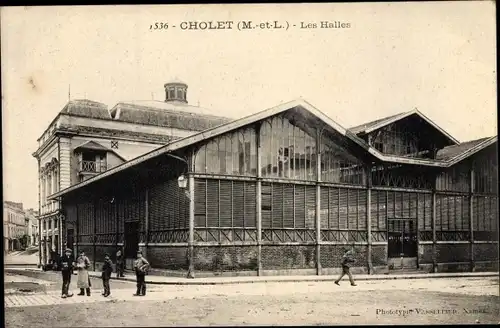 Ak Cholet Maine et Loire, Les Halles