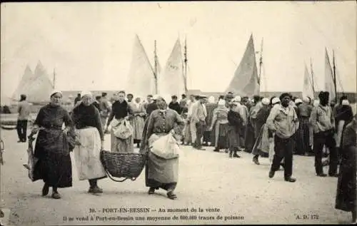 Ak Port en Bessin Calvados, Au moment de la vente