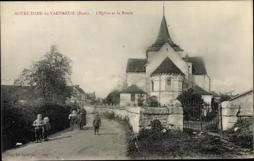 Ak Notre Dame du Vaudreuil Eure, l'Église et la Route