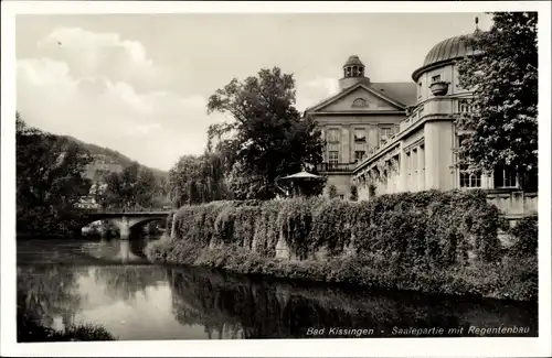 Ak Bad Kissingen Unterfranken Bayern, Saalepartie mit Regentenbau