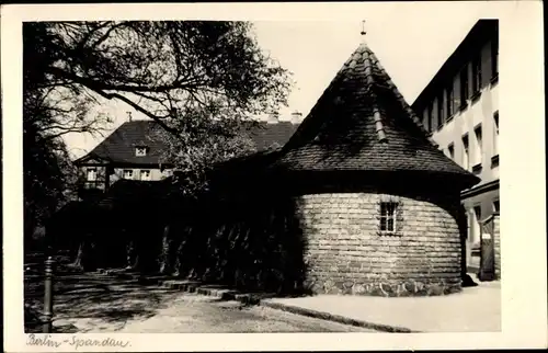 Foto Ak Berlin Spandau, Zitadelle, Turm, Mauer, Turm, Tor