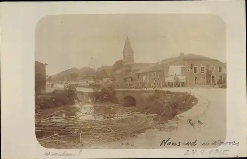 Foto Ak Nonsard Lamarche Meuse, Straße, Brücke, Kirche