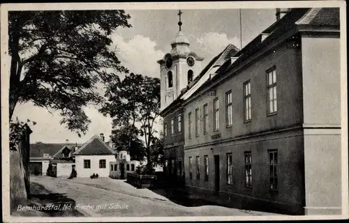 Ak Bernhardstal Bernhardsthal Niederösterreich, Kirche, Schule