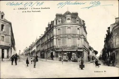 Ak Cholet Maine et Loire L'Avenue Gambetta et la Rue Nationale