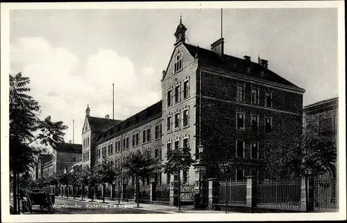 Ak Karlsruhe in Baden Württemberg, Kaserne, Inf Regt Nr 109