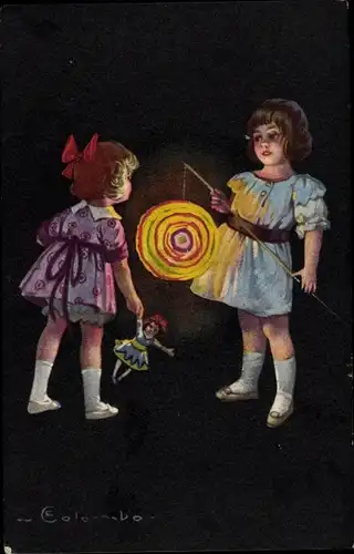 Künstler Ak Colombo, E., Zwei Mädchen mit Spielzeugen