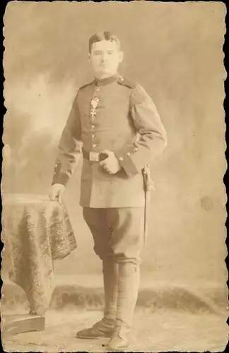 Foto Ak Soldat in Uniform, Orden, Portrait
