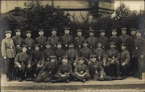 Foto Ak Deutsche Soldaten im Kaiserreich, Gruppenbild