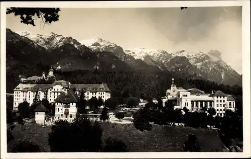 Ak Sinaia Rumänien, Blick auf den Ort, Bucegi Gebirge