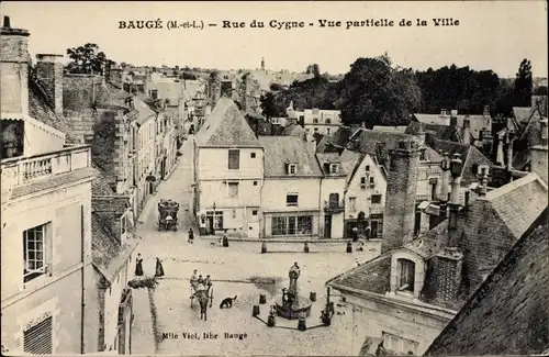 Ak Baugé Maine et Loire, Rue du Cygne, Vue du partielle de la Ville