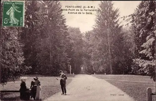 Ak Pontcarre Seine et Marne, Rond Point de la Ferrandiere, Avenue de la Gare