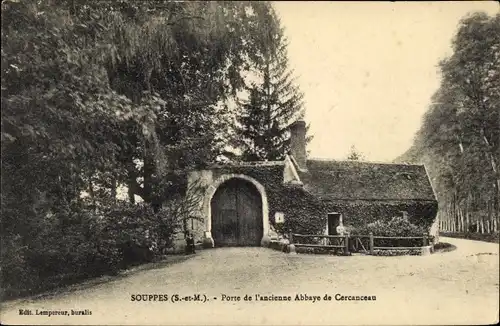 Ak Souppes sur Loing Seine et Marne, Porte de l'ancienne Abbaye de Cercanceau