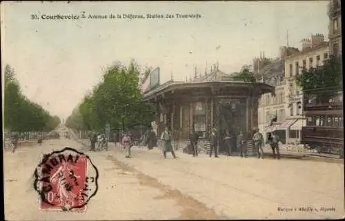 Ak Courbevoie Hauts de Seine, Avenue de la defense, Station des Tramways