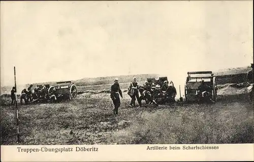 Ak Dallgow Döberitz im Havelland, Artillerie beim Scharfschießen