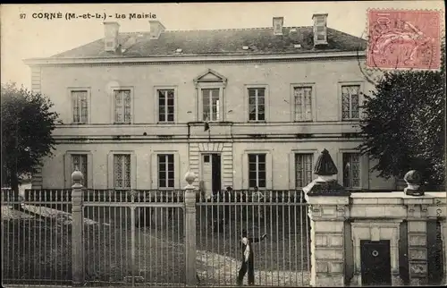 Ak Corne Maine et Loire, La Mairie