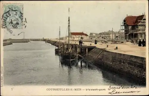 Ak Courseulles sur Mer Calvados, L'avant port