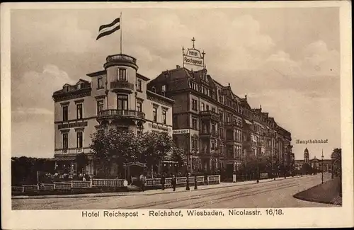 Ak Wiesbaden in Hessen, Hotel Reichspost, Nicolasstr. 16, Hauptbahnhof