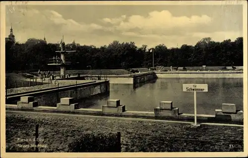 Ak Riesa an der Elbe Sachsen, Neues Stadtbad, Sprungturm