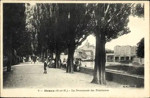 Ak Meaux Seine-et-Marne, La Promenade des Trinitaires