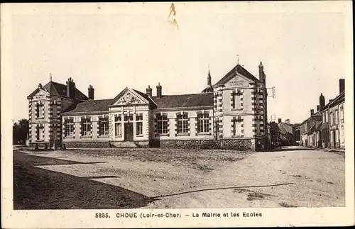 Ak Choue Loir-et-Cher, La Mairie et les Écoles