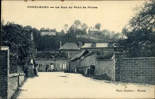 Ak Charleval Eure, La Rue du Pont de Pierre