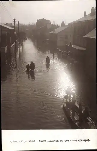 Ak Rueil Hauts-de-Seine, Avenue du Chemin de Fer