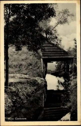 Ak Giethoorn Overijssel Niederlande, Durchblick zum Wasser