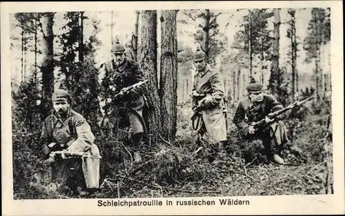 Ak Schleichpatrouille in russischen Wäldern, deutsche Soldaten, Pickelhaube