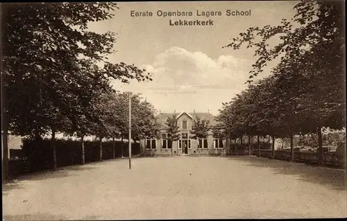 Ak Lekkerkerk Südholland, Eerste Openbare Lagere School