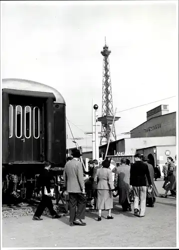 Foto Bert Sass Berlin Westend, Messegelände am Funkturm, Eisenbahnwaggon