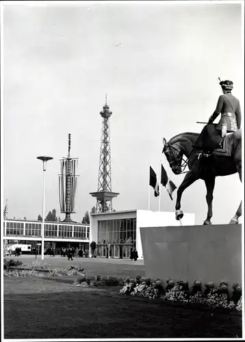 Foto Bert Sass Berlin Westend, Messegelände am Funkturm, Frankreich und Großbritannien Pavillon